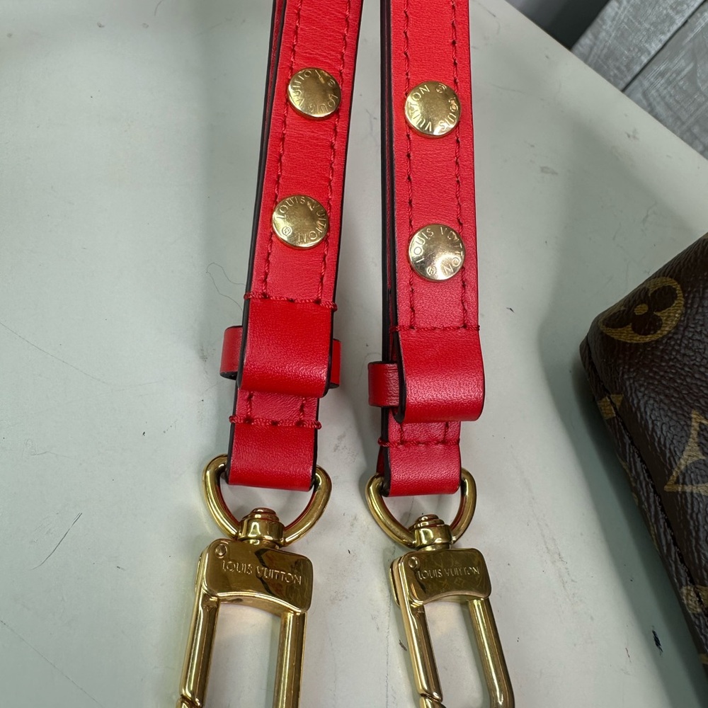 ❤️❤️sold❤️❤️Louis Vuitton Monogram Neo Noe Shoulder Bag with Red Trim - Picture 8 of 11